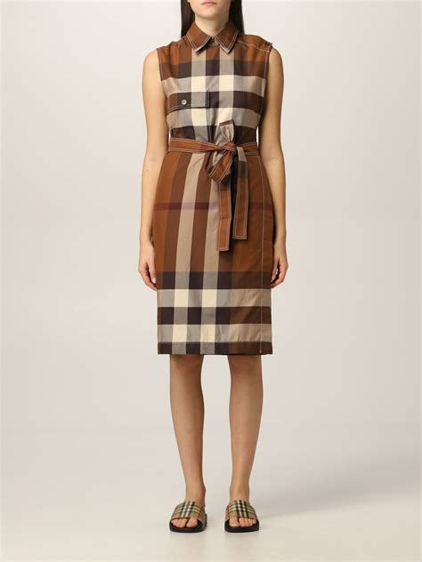 abbigliamento burberry bari|burberry online shop italia.